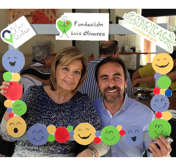 «Buscamos Sonrisas» Para Salvar Vidas Con La Fundación Luis Olivares